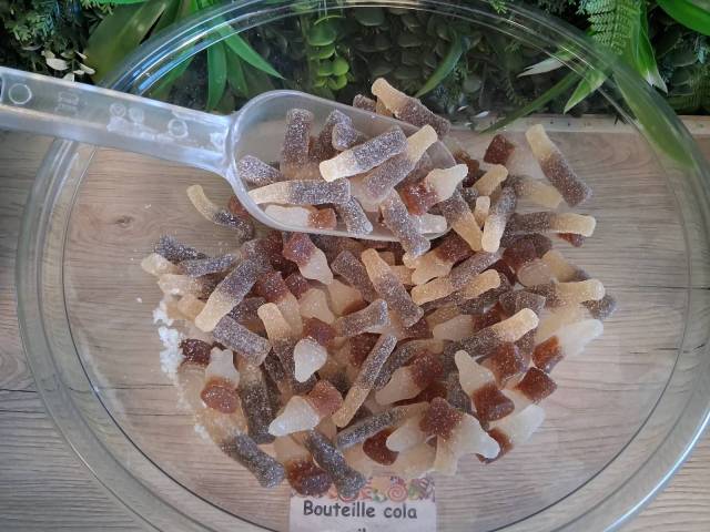 bonbon bouteille cola acide