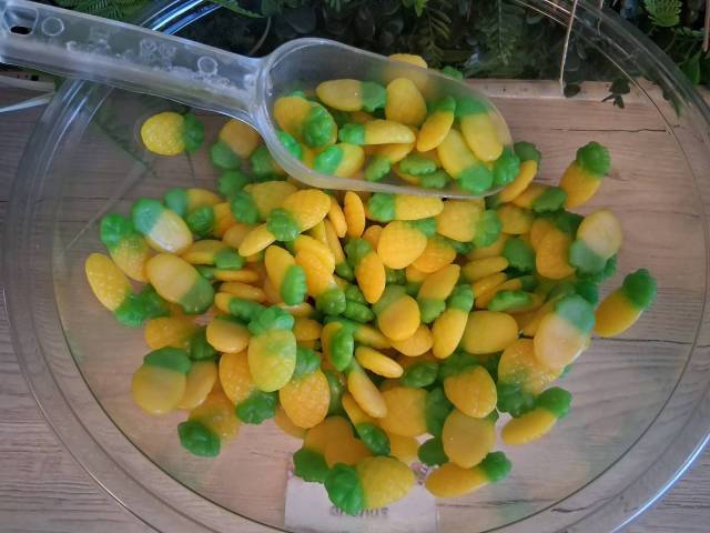 bonbon ananas lisse